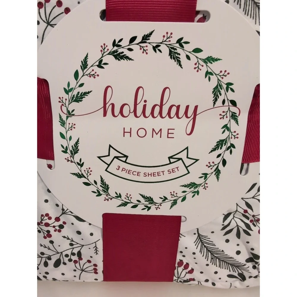 Holiday Home 3 Piece Twin Sheet‎ Set Pine & Berries NWT